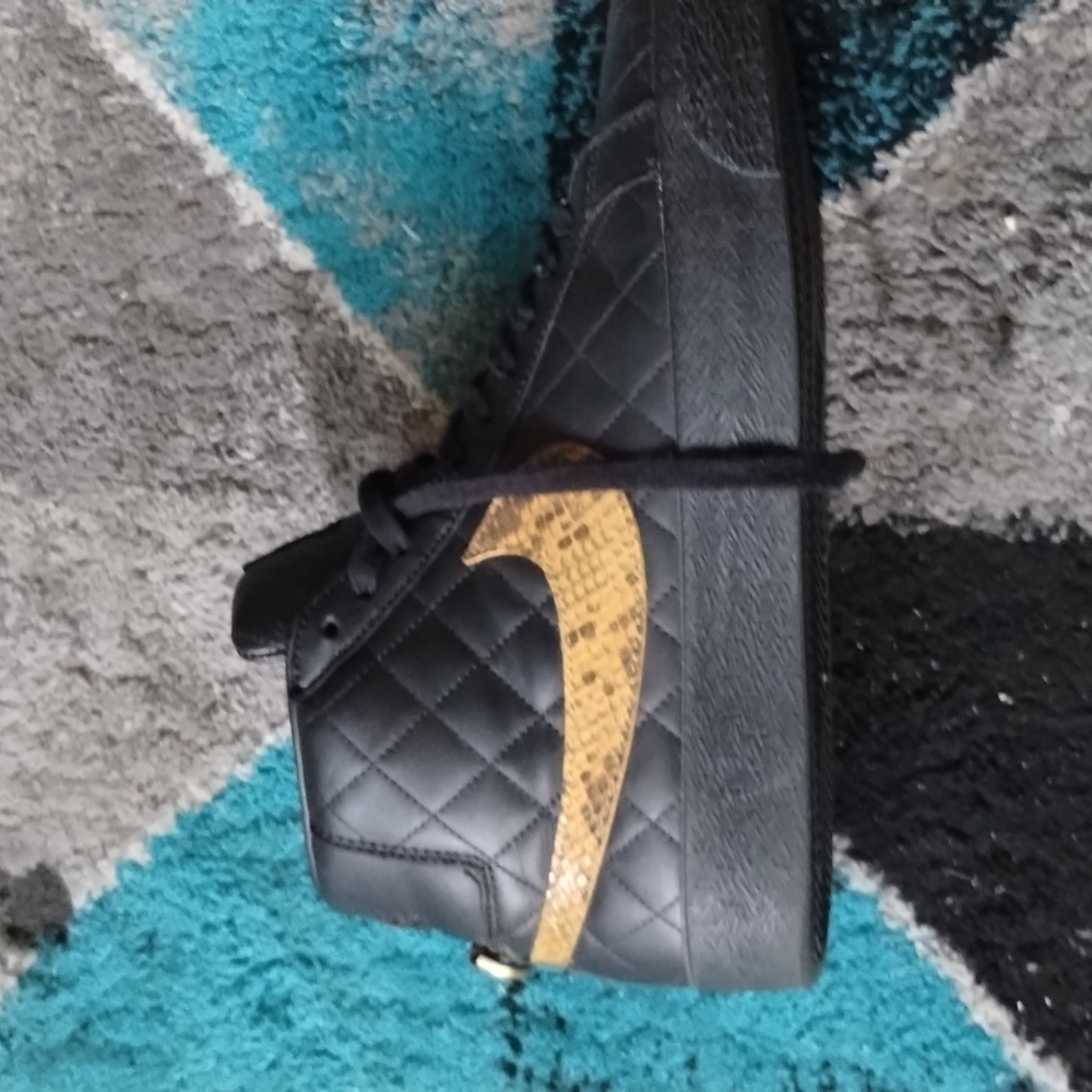 Sndakers